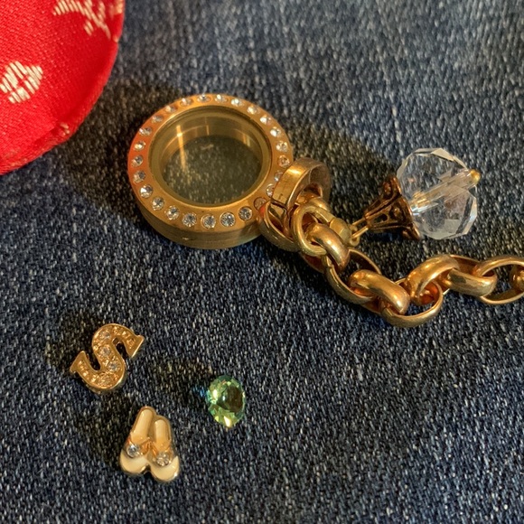 Gold Oragami Owl Charm Bracelet - Picture 2 of 7